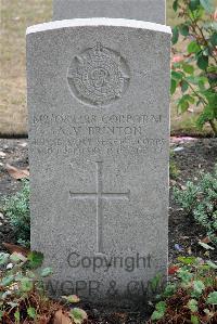 St. Sever Cemetery Rouen - Brinton, Albert Victor