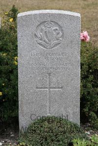 St. Sever Cemetery Rouen - Burns, James