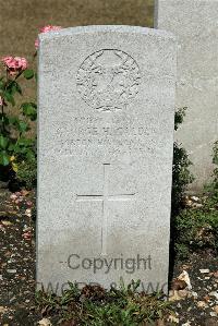 St. Sever Cemetery Rouen - Calder, George Henderson