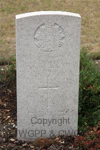 St. Sever Cemetery Rouen - Campbell, Harry