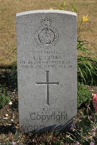 St. Sever Cemetery Rouen - Childs, Albert Leonard