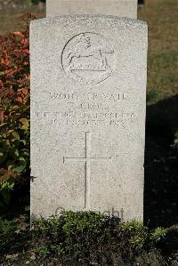 St. Sever Cemetery Rouen - Cross, T