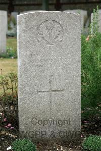 St. Sever Cemetery Rouen - Davenport, W