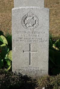 St. Sever Cemetery Rouen - Davies, Francis Hansell