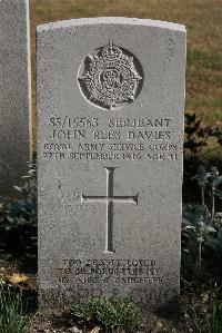 St. Sever Cemetery Rouen - Davies, John Rees