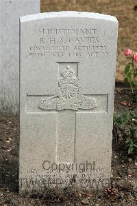 St. Sever Cemetery Rouen - Davies, Richard Harry Seymour