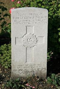 St. Sever Cemetery Rouen - Farrow, Ernest George