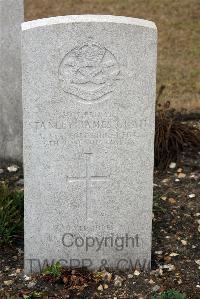 St. Sever Cemetery Rouen - Grail, Stanley James