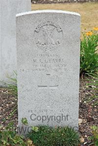 St. Sever Cemetery Rouen - Graves, Harry Steele