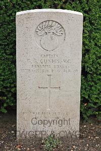 St. Sever Cemetery Rouen - Gunnis, Geoffrey George