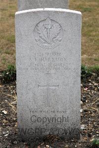 St. Sever Cemetery Rouen - Harrison, Arthur Edward