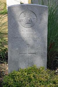 St. Sever Cemetery Rouen - Howse, R D