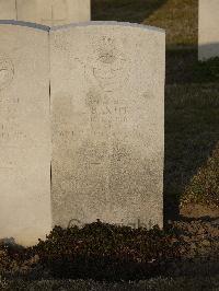 Belgrade War Cemetery - Baxter, John