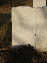 Belgrade War Cemetery - Burns, Denis Patrick