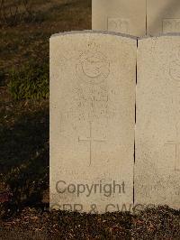 Belgrade War Cemetery - Carter, Gordon