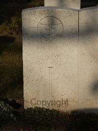 Belgrade War Cemetery - Clarke, Dennis George