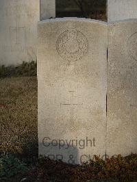 Belgrade War Cemetery - Cross, Leonard