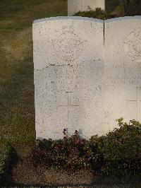 Belgrade War Cemetery - Daker, Kenneth Douglas