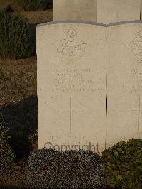 Belgrade War Cemetery - Davie, Stanley Richard