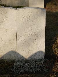 Belgrade War Cemetery - Howarth, Raymond