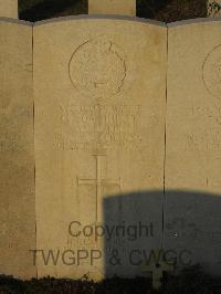 Belgrade War Cemetery - Hurst, Cecil