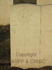 Belgrade War Cemetery - Lee, Edward George