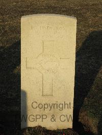 Belgrade War Cemetery - Lindstrom, Fred Joseph