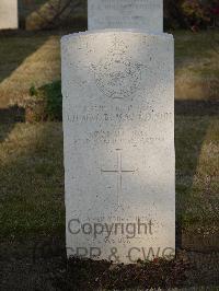 Belgrade War Cemetery - MacKinnon, James Huntly MacDonald