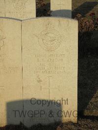 Belgrade War Cemetery - Melton, Ronald Stewart