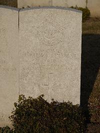 Belgrade War Cemetery - Palmer Samborne, John