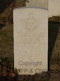 Belgrade War Cemetery - Plaxton, Nairne Edwin