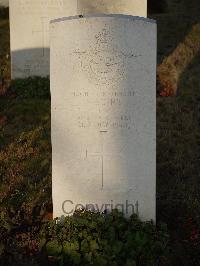 Belgrade War Cemetery - Quine, Peter