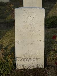 Belgrade War Cemetery - Riddell, James Christopher