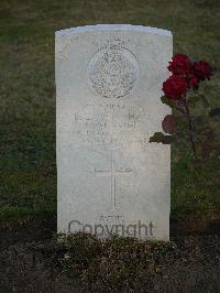 Belgrade War Cemetery - Short, Dennis Leslie Wayne Nicholas