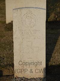 Belgrade War Cemetery - Smith, Kenneth