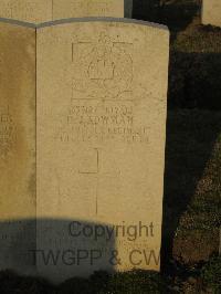 Belgrade War Cemetery - Sowman, Douglas John