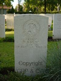 Belgrade War Cemetery - Spence, W N