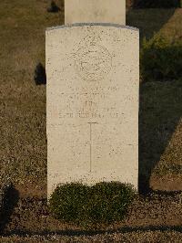 Belgrade War Cemetery - Taylor, Guy