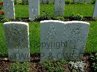 Belgrade War Cemetery - Thomson, Hugh