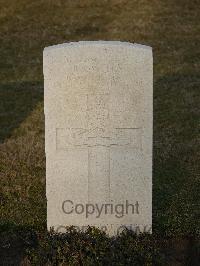 Belgrade War Cemetery - Weeks, Richard Sydney