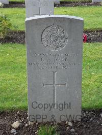 Grangegorman Military Cemetery - Dyer, G A