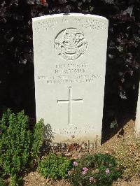 Blighty Valley Cemetery - Barwick, H