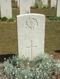 Blighty Valley Cemetery - Bratt, E