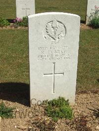 Blighty Valley Cemetery - Clarke, R