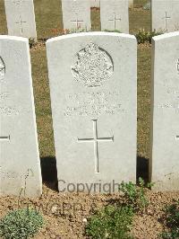 Blighty Valley Cemetery - Collis, Isaac