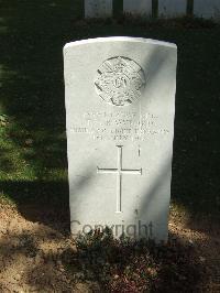 Blighty Valley Cemetery - Crawford, T