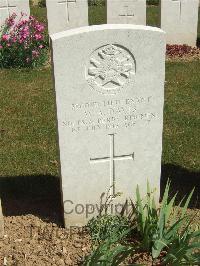 Blighty Valley Cemetery - Davis, Walter Arthur