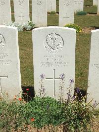 Blighty Valley Cemetery - Dodd, F