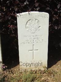 Blighty Valley Cemetery - Hall, John Martindale