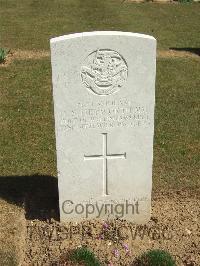 Blighty Valley Cemetery - Hepworth, John Stone